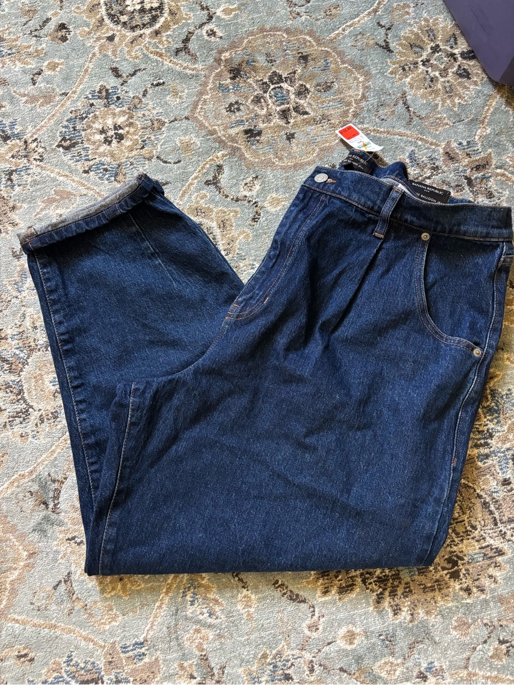 Banana Republic NWT women’s 18 high rise balloon Jeans